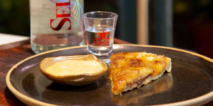 Você está visualizando atualmente Tarte Tatin de Bananas com Cachaça Seleta