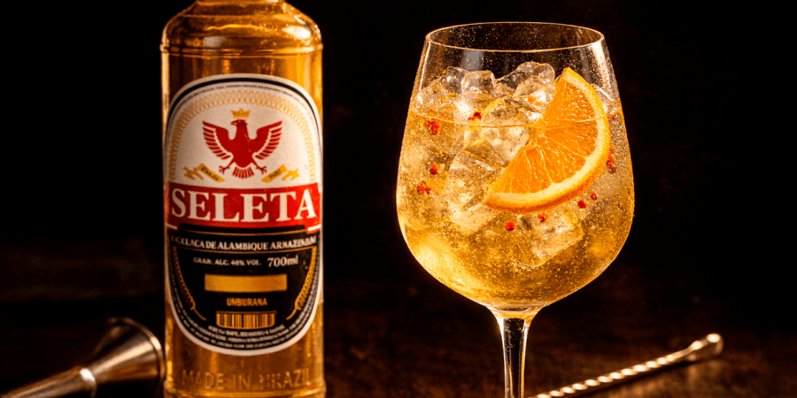 Leia mais sobre o artigo Aprenda a fazer o drink Tropical Brasileiro com Cachaça Seleta Ouro
