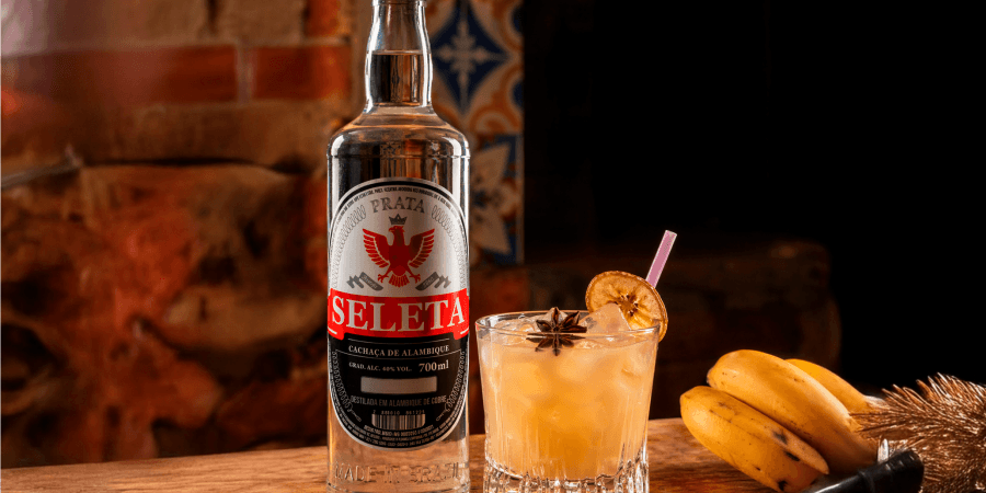 Leia mais sobre o artigo Como fazer um Brazilian Mule de Banana com defumação de canela