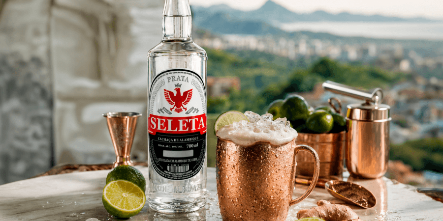 Leia mais sobre o artigo Espuma de gengibre sem sifão: o segredo para um Seleta Mule perfeito