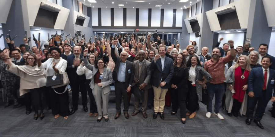 Leia mais sobre o artigo Cachaça Seleta participa de formatura do Sinthoresp e reforça apoio à formação profissional